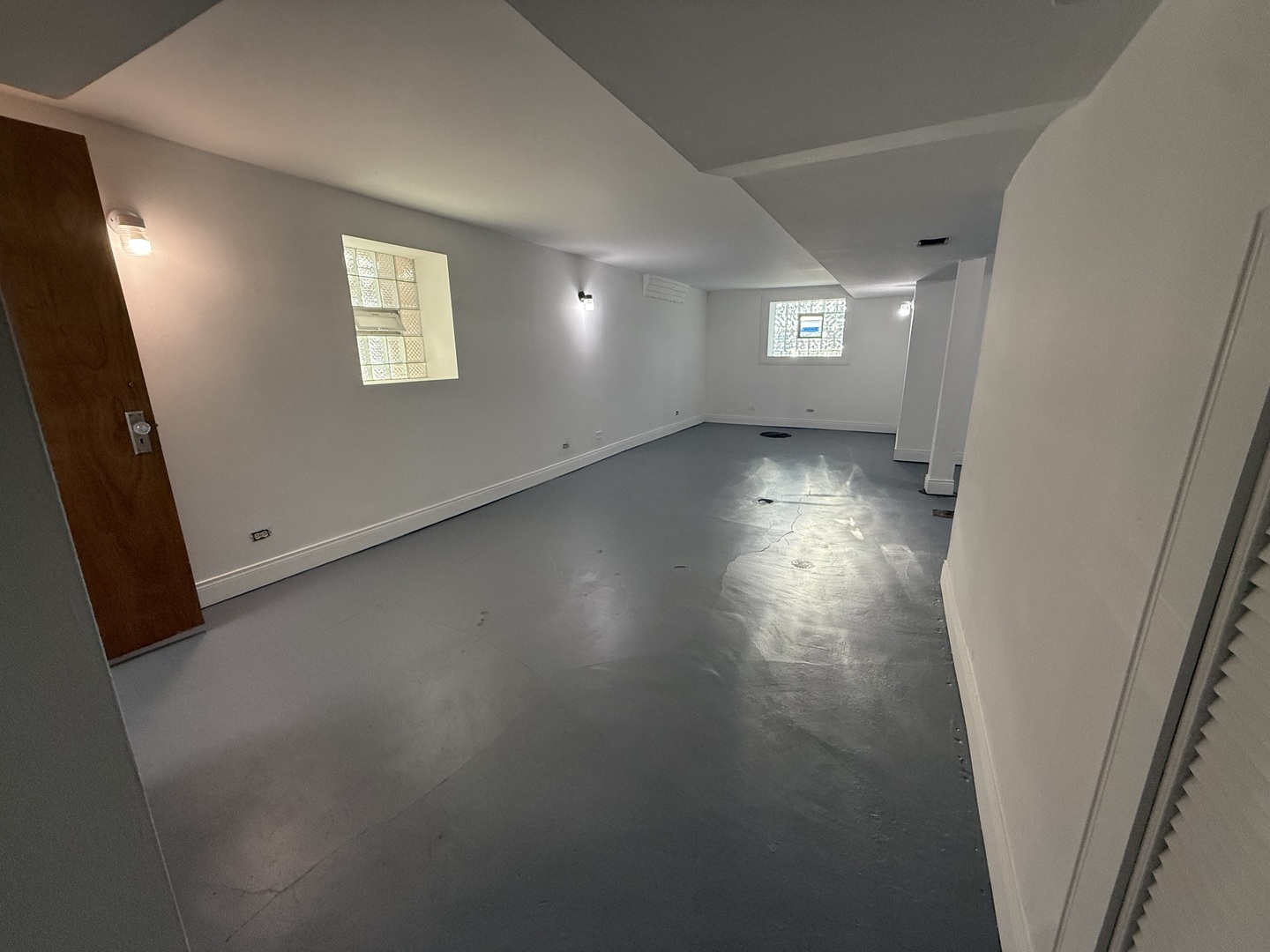 2407 S 61st Avenue, Cicero, IL 60804