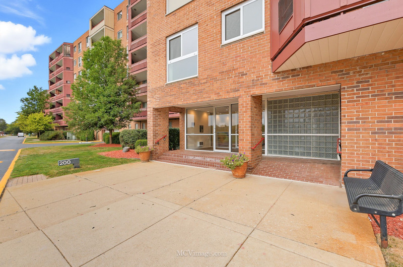 200 Park Avenue #428, Calumet City, IL 60409