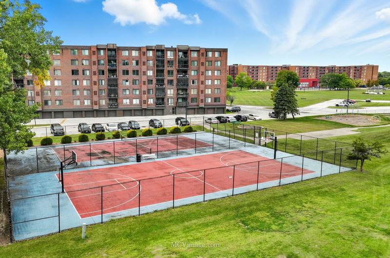 200 Park Avenue #428, Calumet City, IL 60409