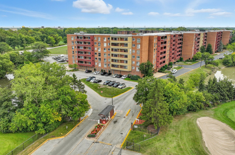 200 Park Avenue #428, Calumet City, IL 60409