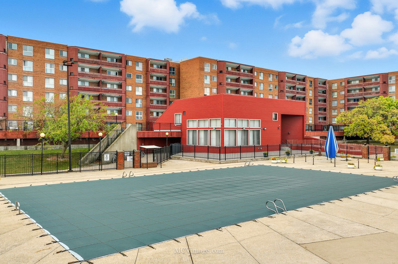 200 Park Avenue #428, Calumet City, IL 60409