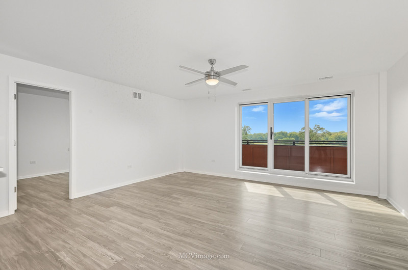 200 Park Avenue #428, Calumet City, IL 60409