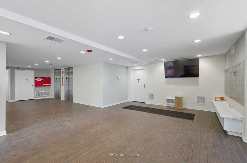 200 Park Avenue #428, Calumet City, IL 60409