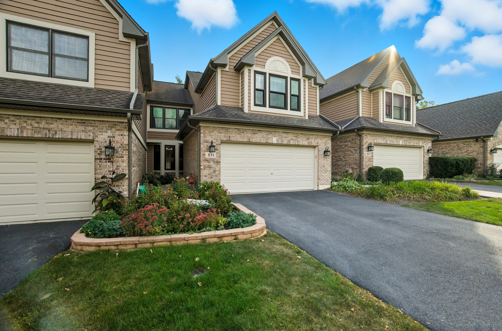 511 Rosebud Drive, Lombard, IL 60148