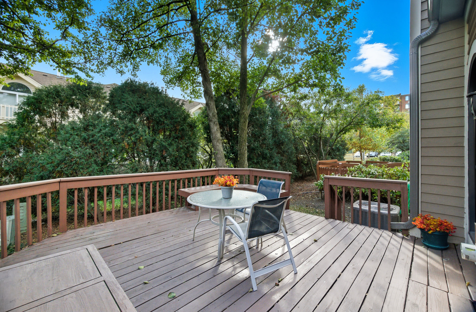 511 Rosebud Drive, Lombard, IL 60148