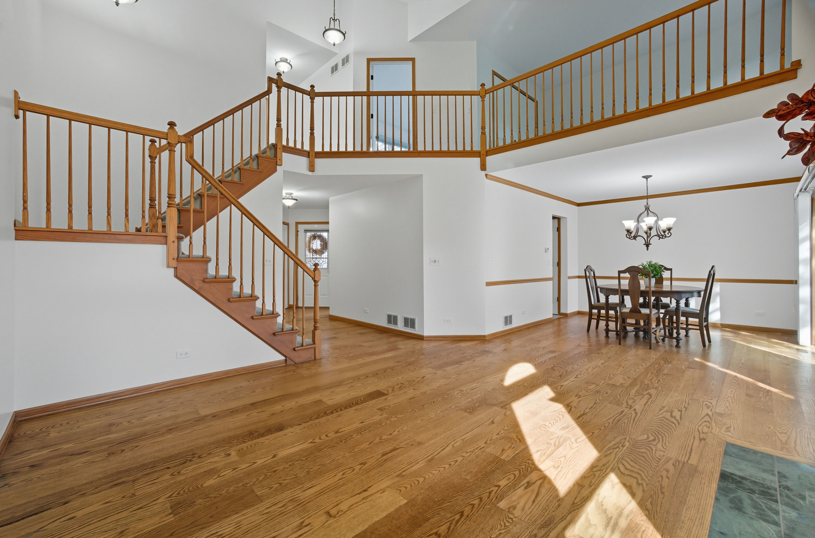 511 Rosebud Drive, Lombard, IL 60148
