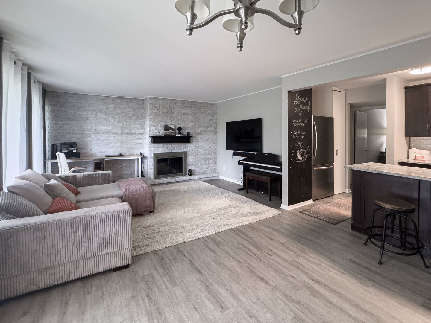 5511 E Lake Drive #97-B, Lisle, IL 60532