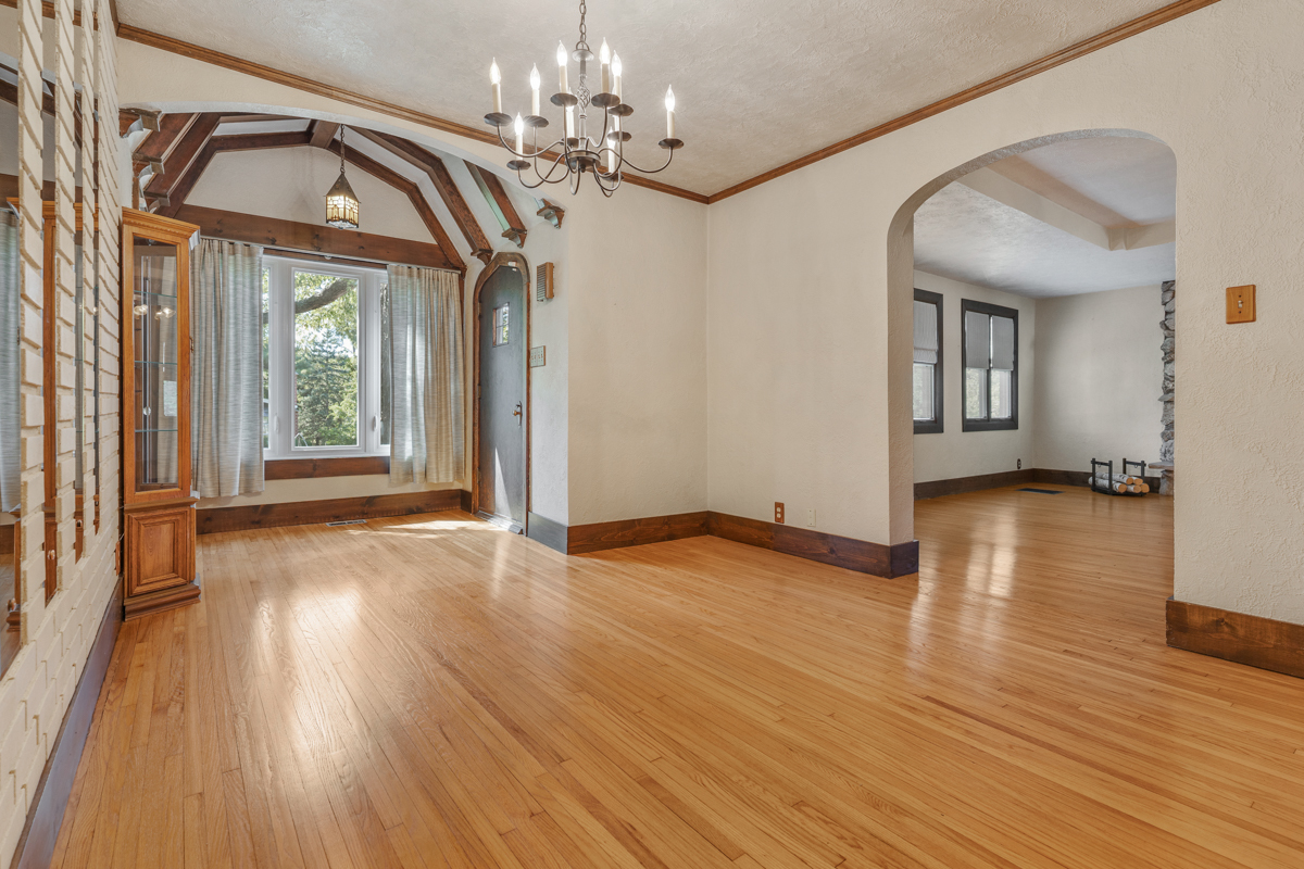 18633 Main Street, Mokena, IL 60448