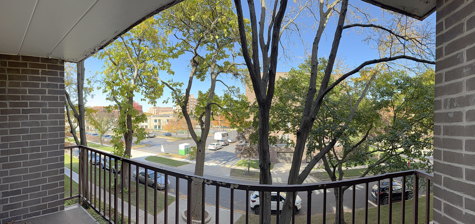 1365 Ashland Avenue #302, Des Plaines, IL 60016