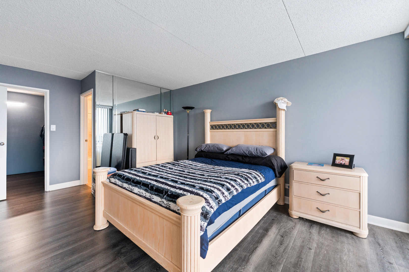 2005 S Finley Road #1102, Lombard, IL 60148