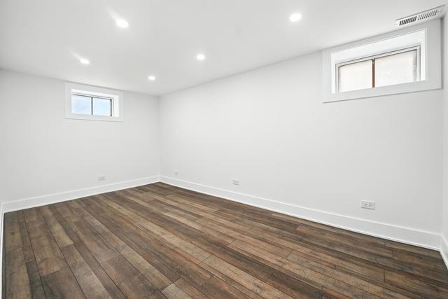 7441 N Oriole Avenue, Chicago, IL 60631