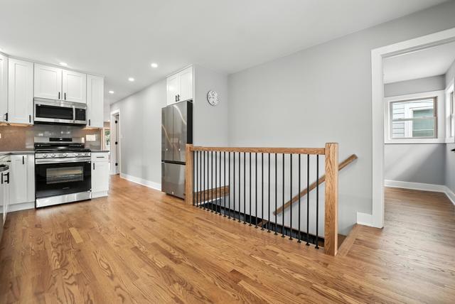 7441 N Oriole Avenue, Chicago, IL 60631