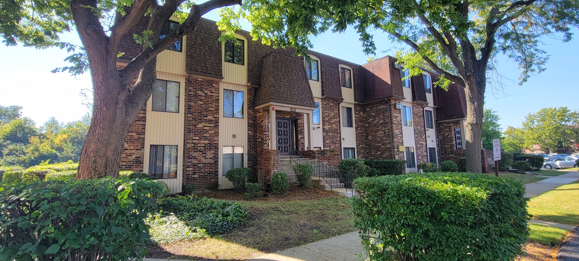 835 Waterview Circle #4, Vernon Hills, IL 60061