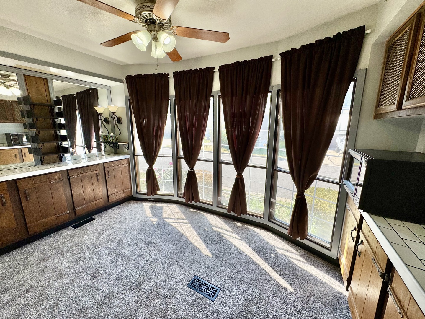 1340 13th Street, Bloomington, IL 61704