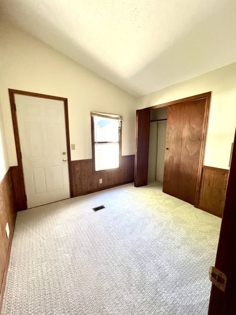 84 Birch Drive, Sandwich, IL 60548