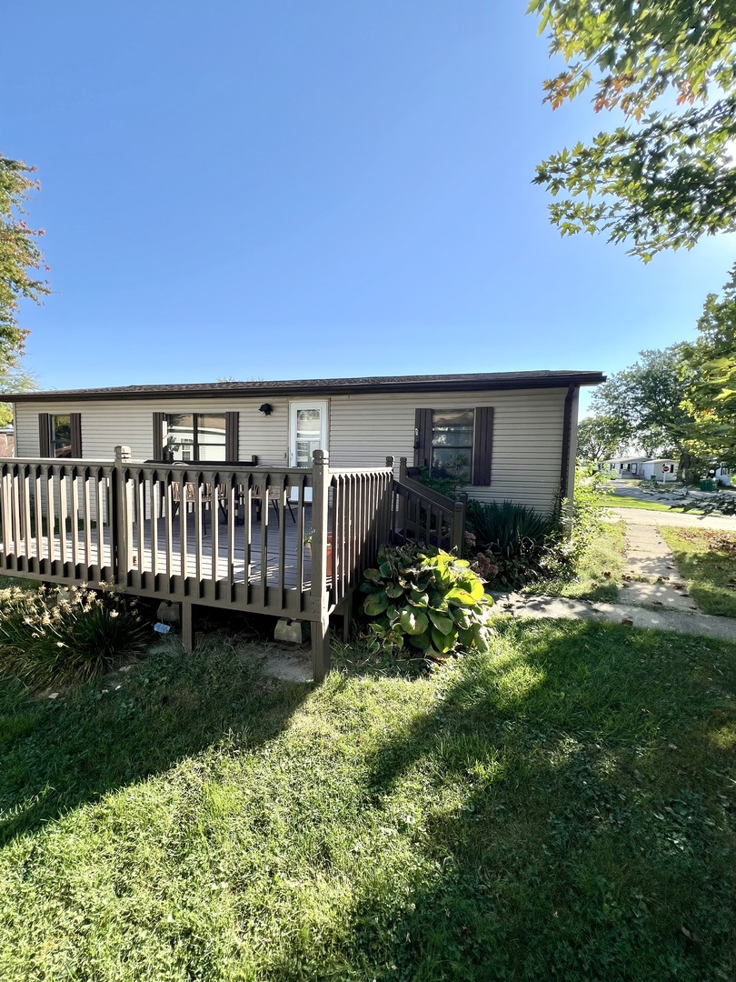 84 Birch Drive, Sandwich, IL 60548