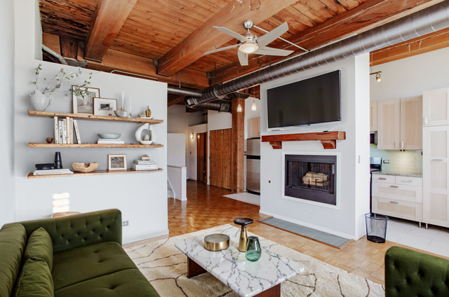 4745 N Ravenswood Avenue #210, Chicago, IL 60640