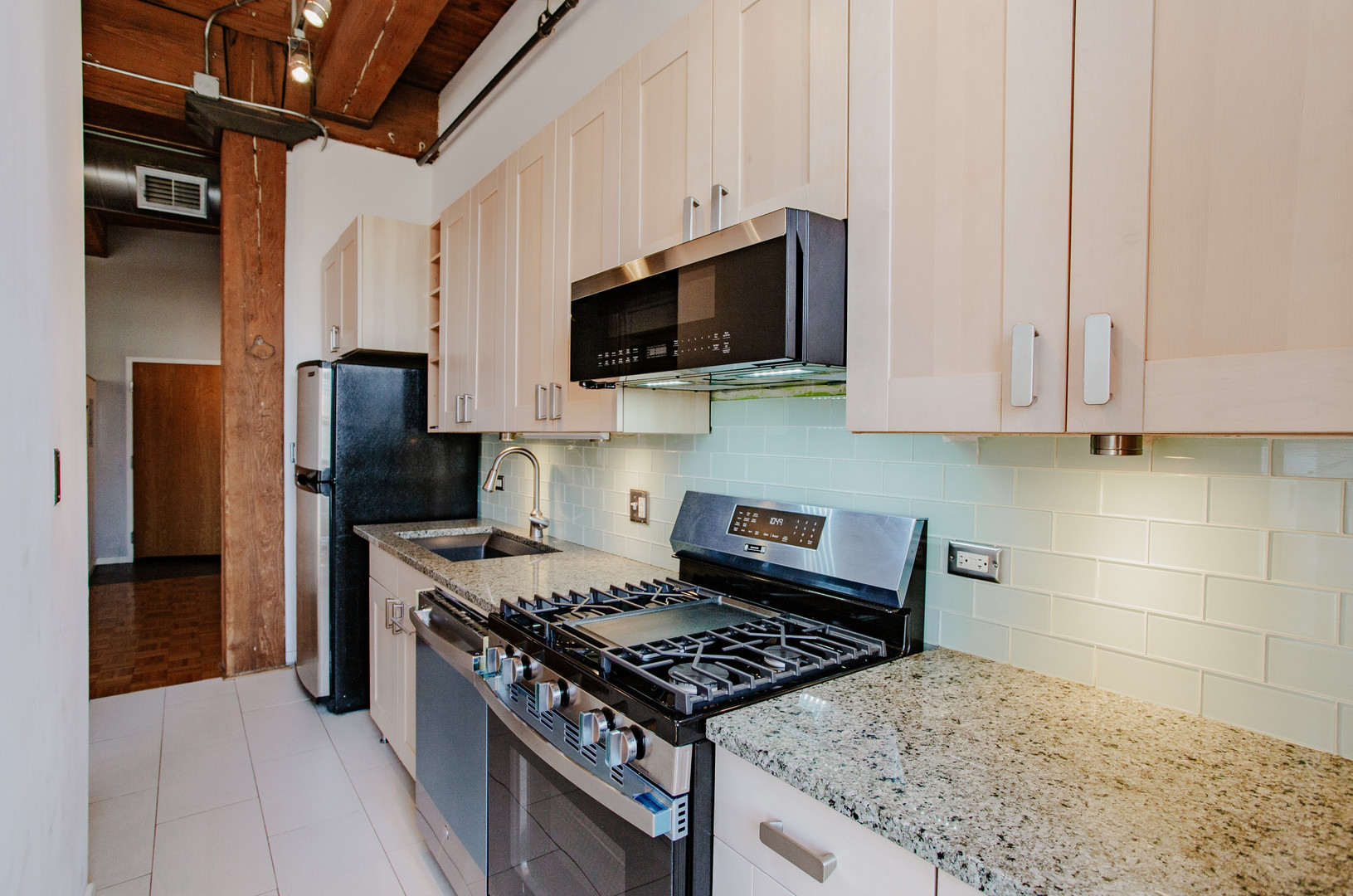 4745 N Ravenswood Avenue #210, Chicago, IL 60640