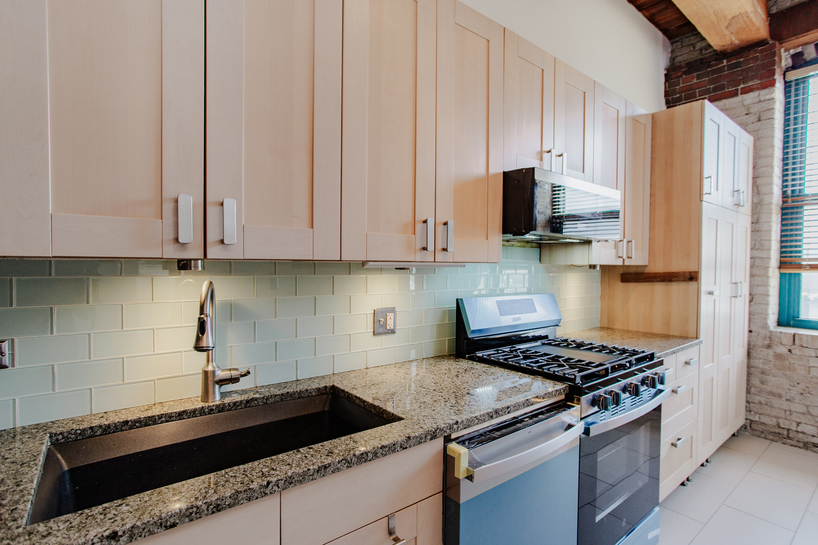 4745 N Ravenswood Avenue #210, Chicago, IL 60640