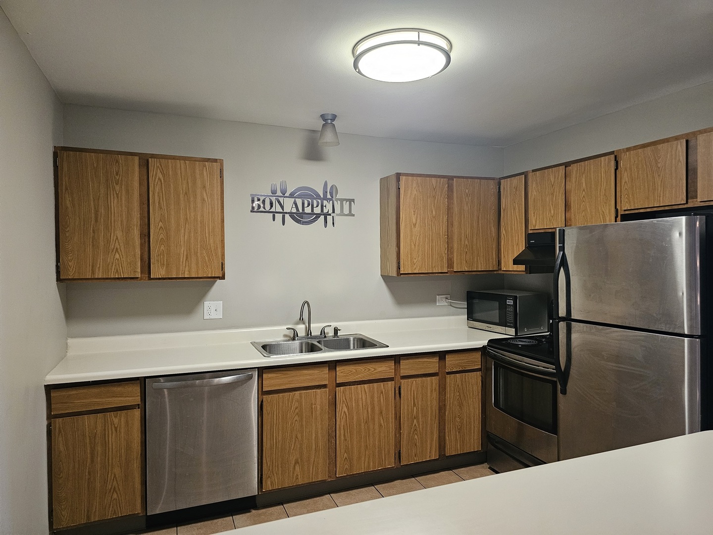 1160 Cedar Street #3A, Glendale Heights, IL 60139