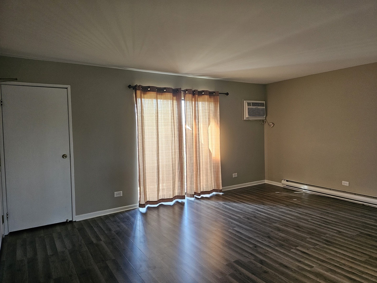 1160 Cedar Street #3A, Glendale Heights, IL 60139