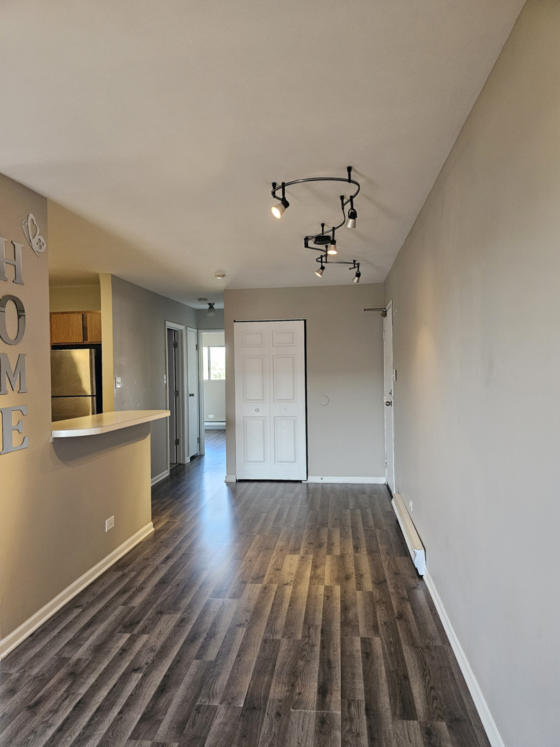 1160 Cedar Street #3A, Glendale Heights, IL 60139