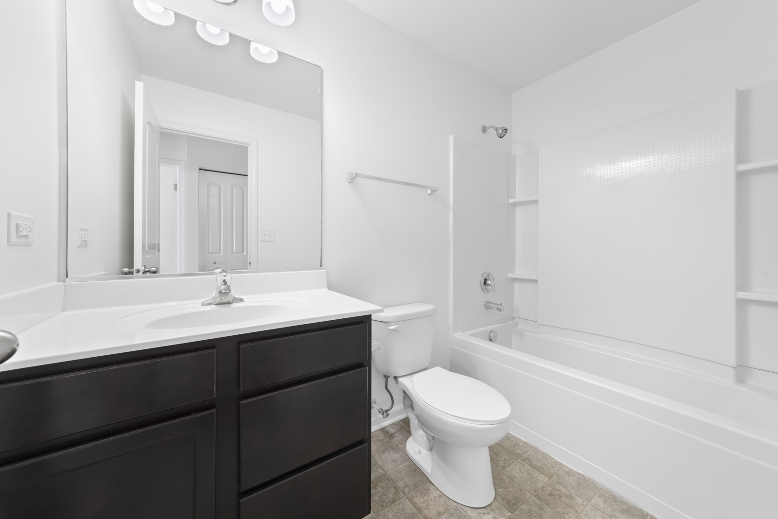 2307 Upland Road, Pingree Grove, IL 60140