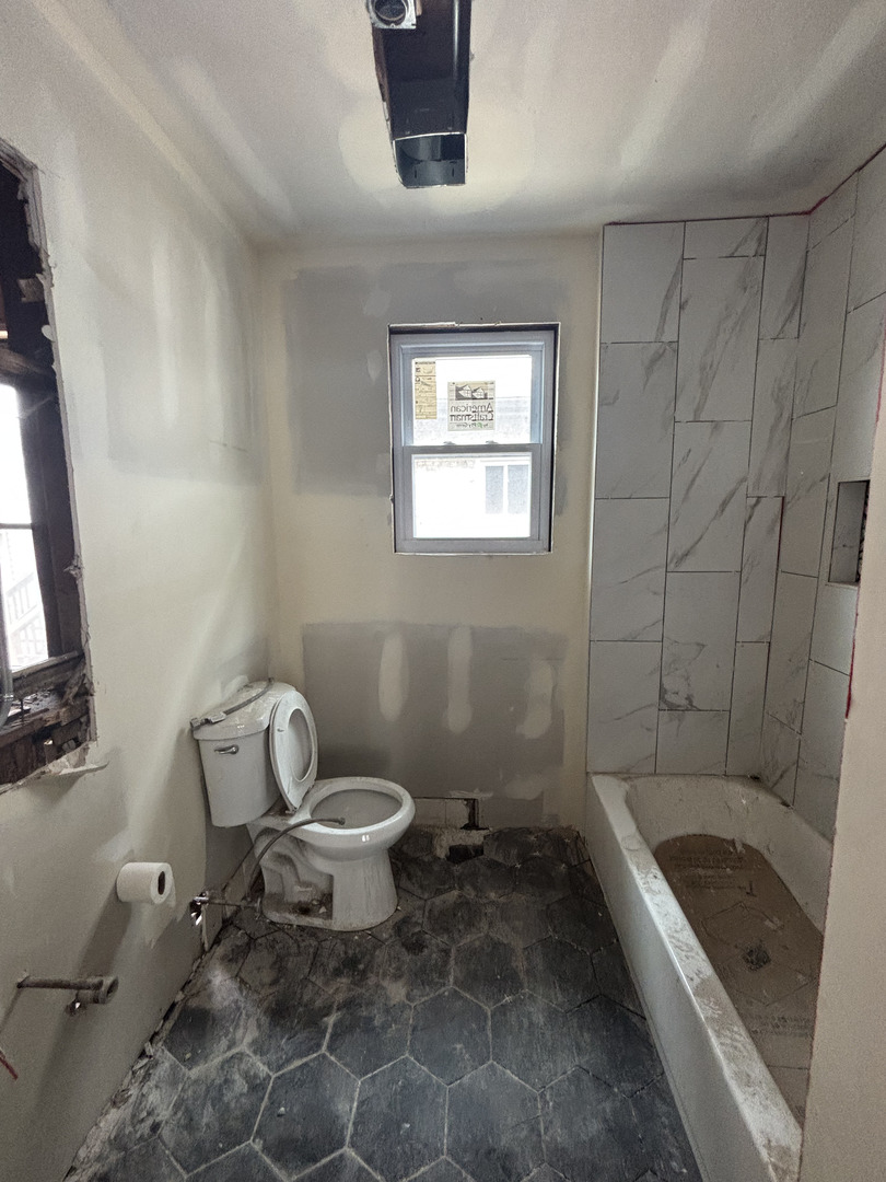 8832 S Marshfield Avenue, Chicago, IL 60620