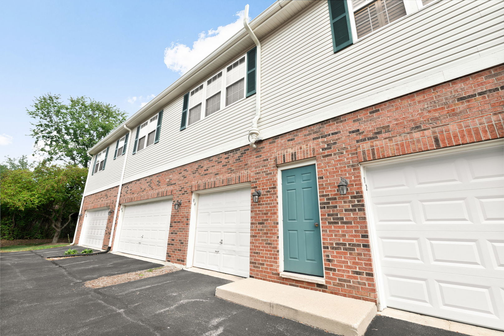 84 N Mill Road #84, Addison, IL 60101