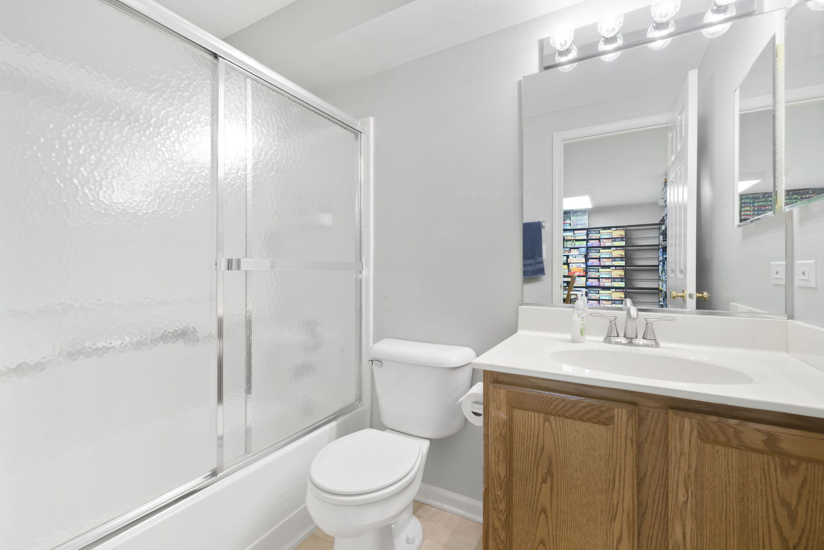 84 N Mill Road #84, Addison, IL 60101