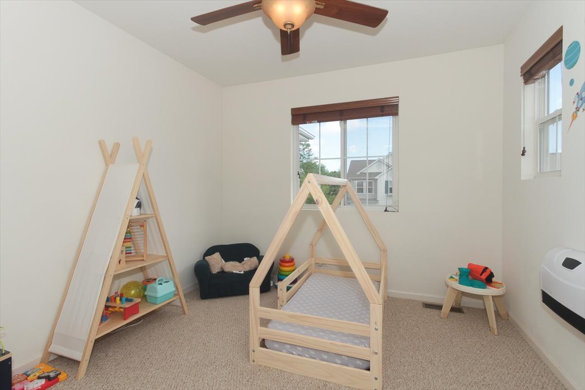 1488 YOSEMITE Circle, Crystal Lake, IL 60014