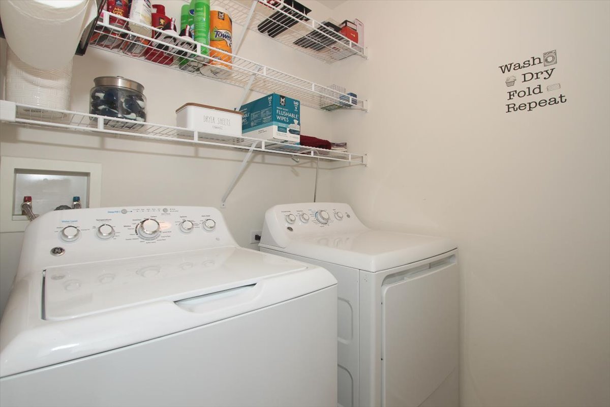 1488 YOSEMITE Circle, Crystal Lake, IL 60014