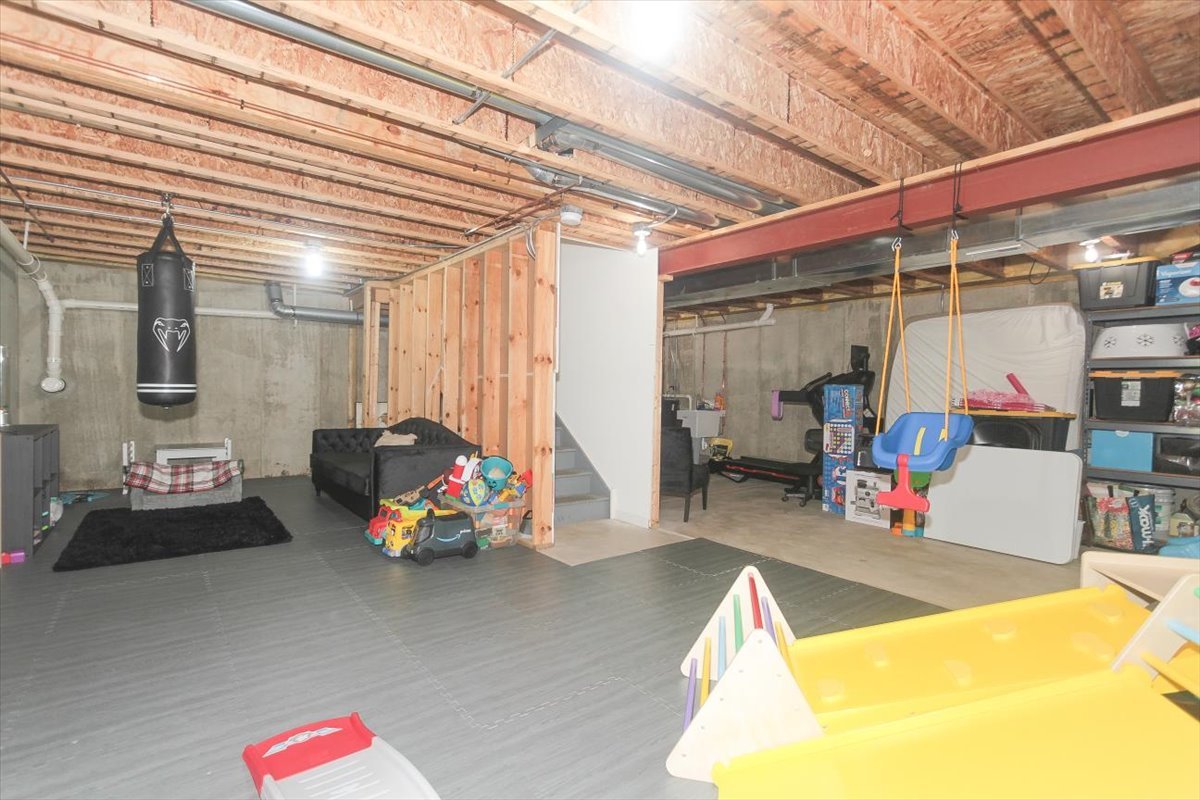 1488 YOSEMITE Circle, Crystal Lake, IL 60014