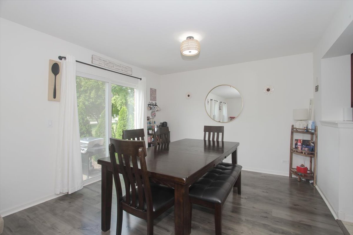 1488 YOSEMITE Circle, Crystal Lake, IL 60014