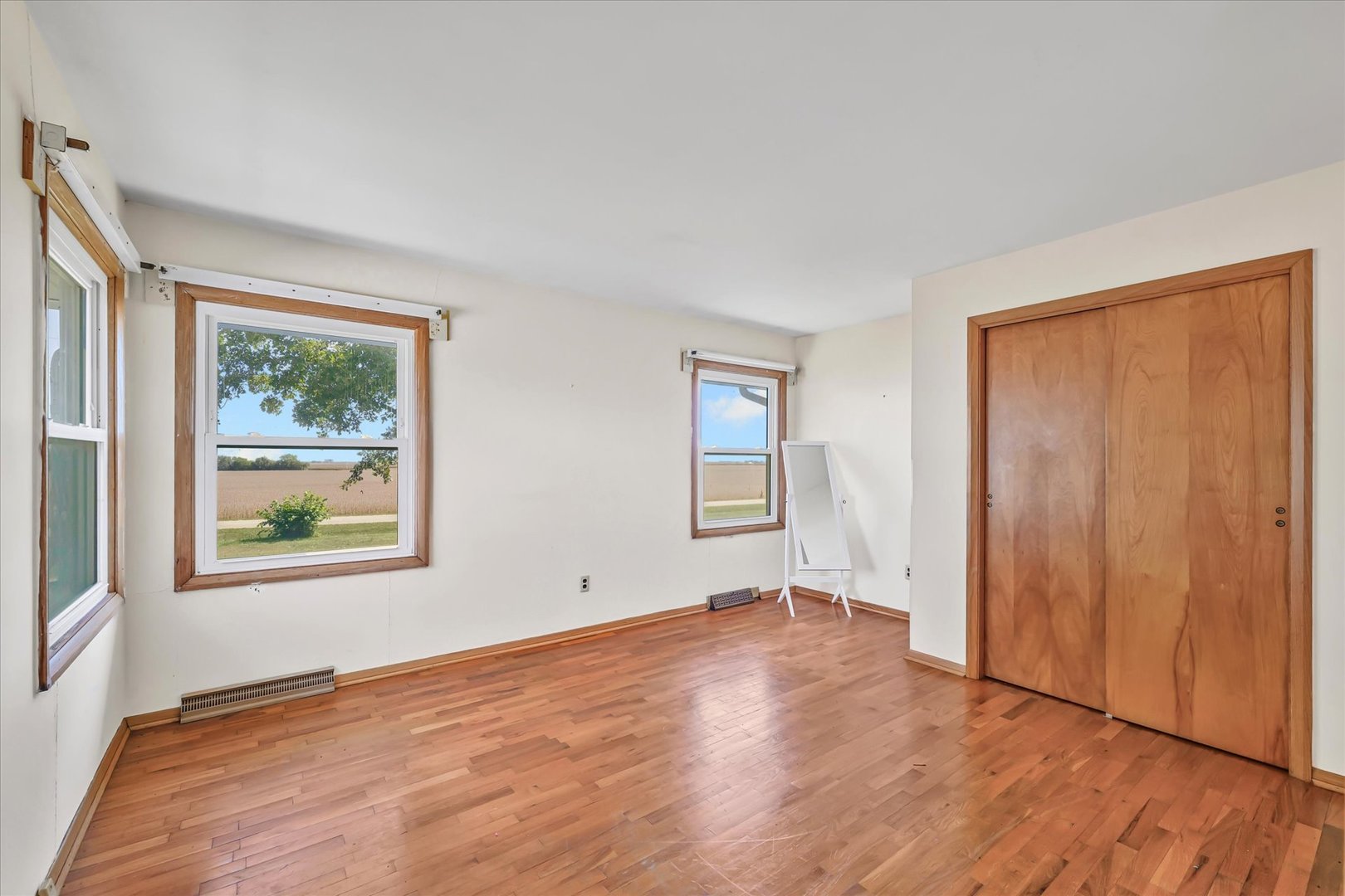 1781 N 1400E, Roberts, IL 60962