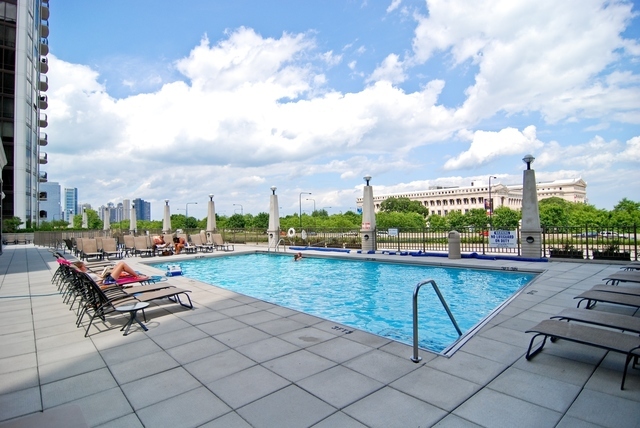 1322 S Prairie Avenue #406, Chicago, IL 60605