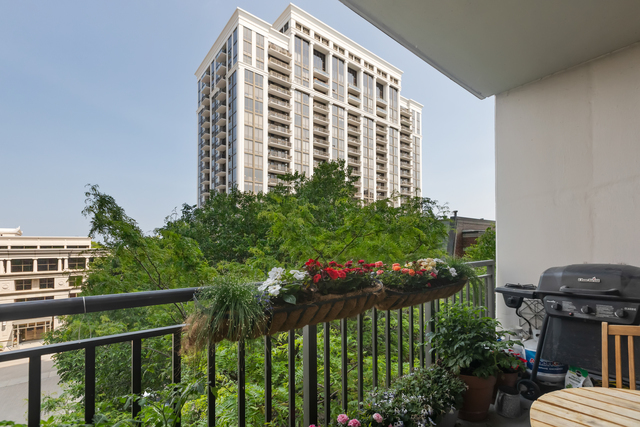 1322 S Prairie Avenue #406, Chicago, IL 60605