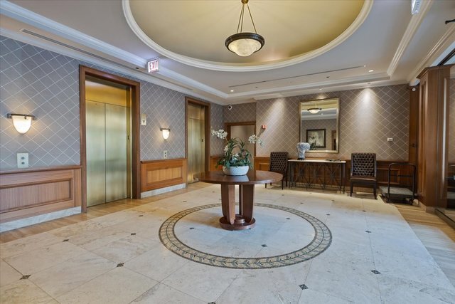 1322 S Prairie Avenue #406, Chicago, IL 60605