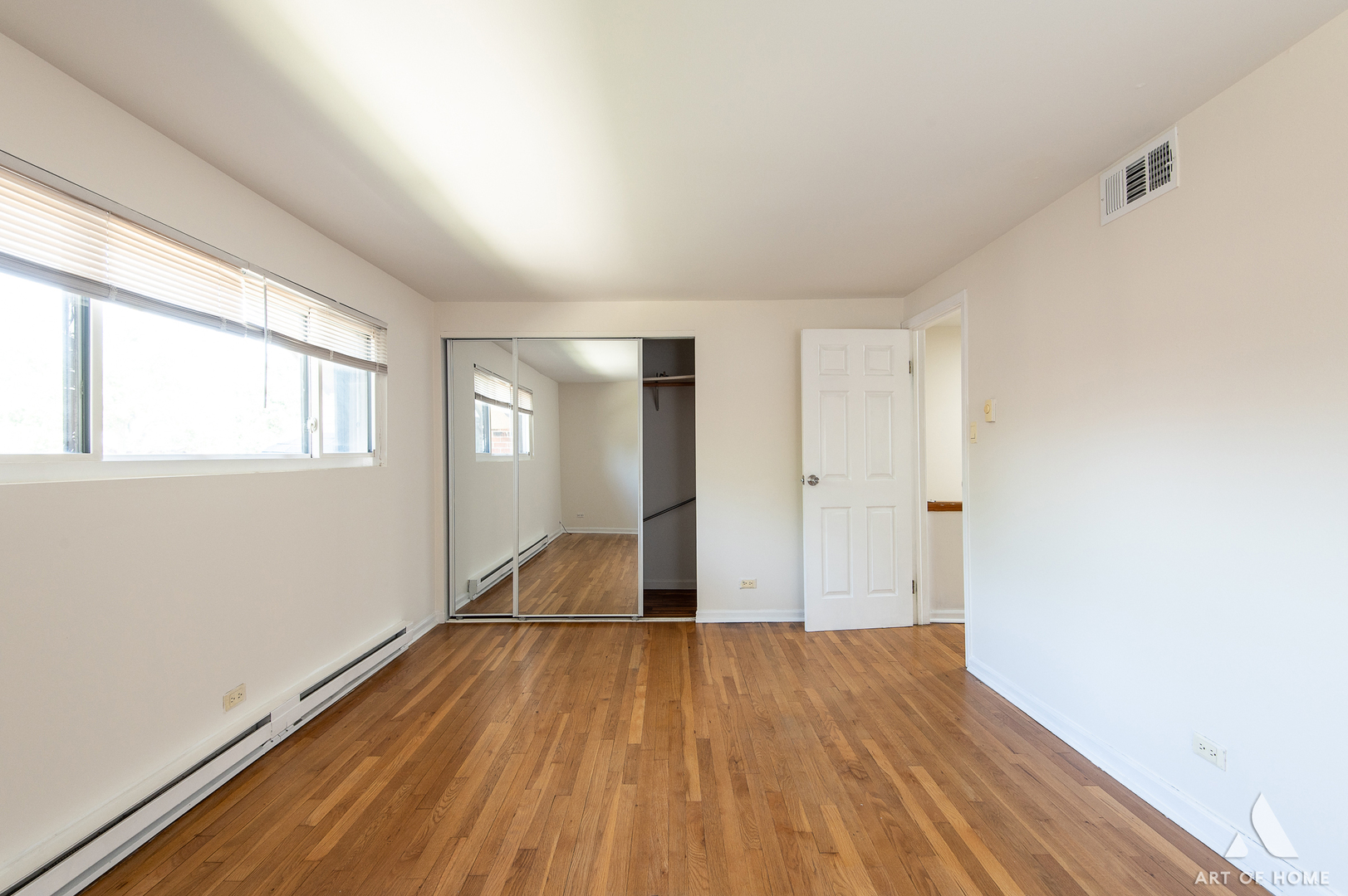 1S209 Stratford Lane, Villa Park, IL 60181