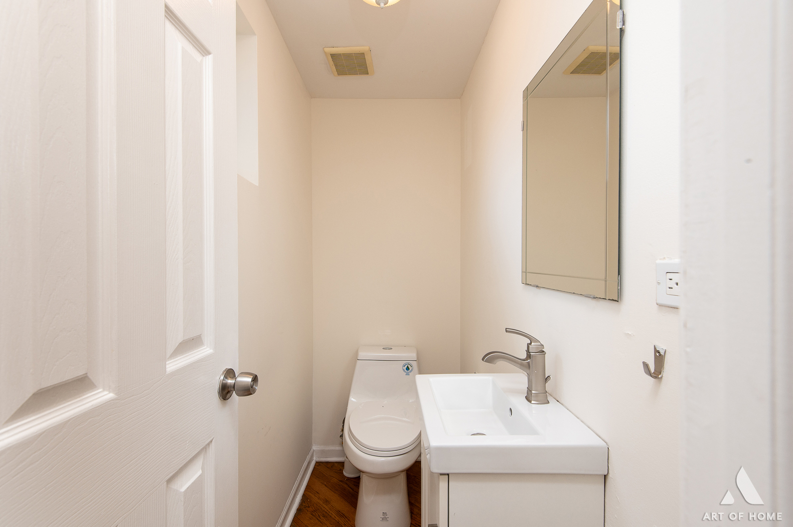 1S209 Stratford Lane, Villa Park, IL 60181