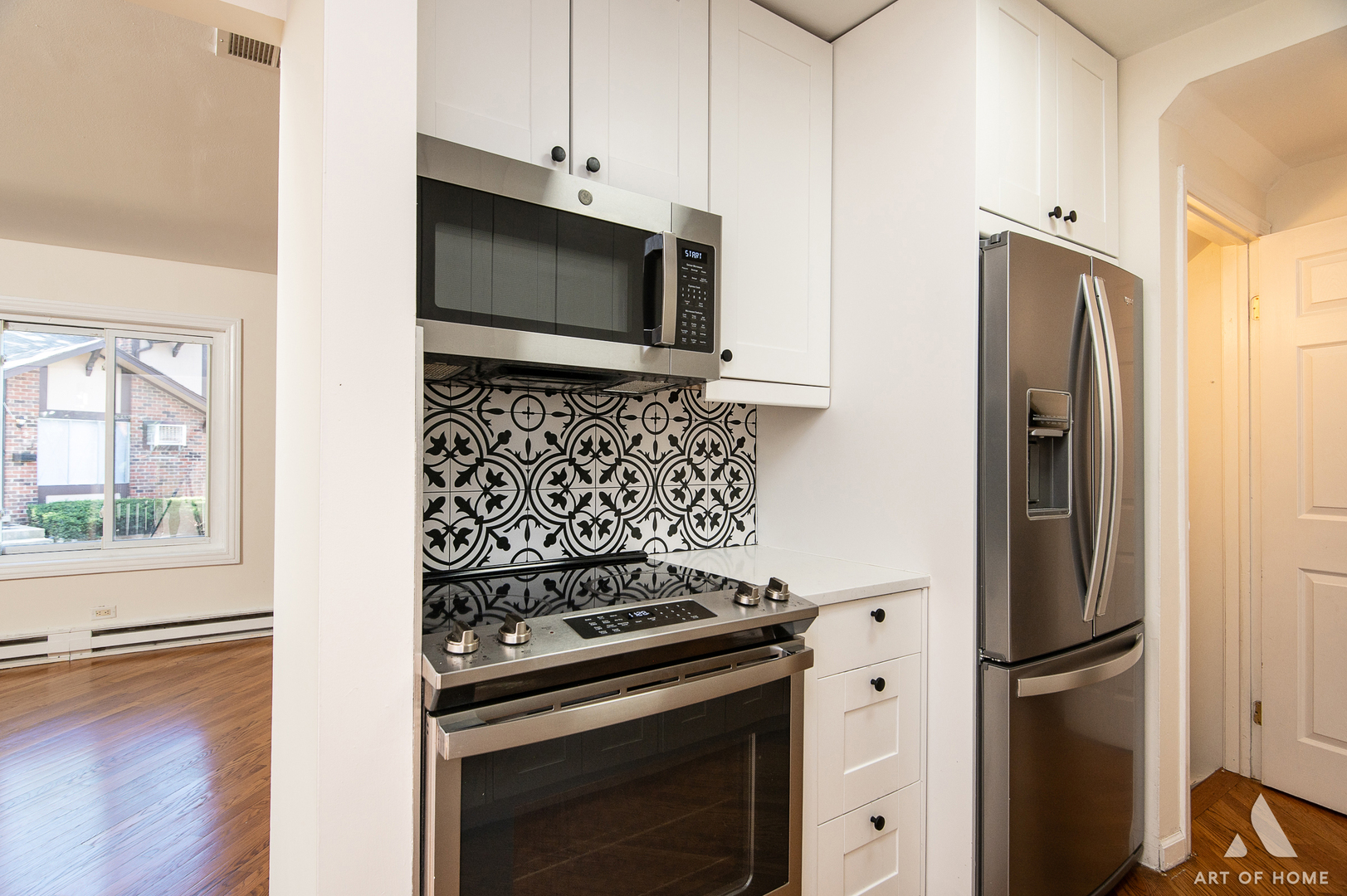 1S209 Stratford Lane, Villa Park, IL 60181