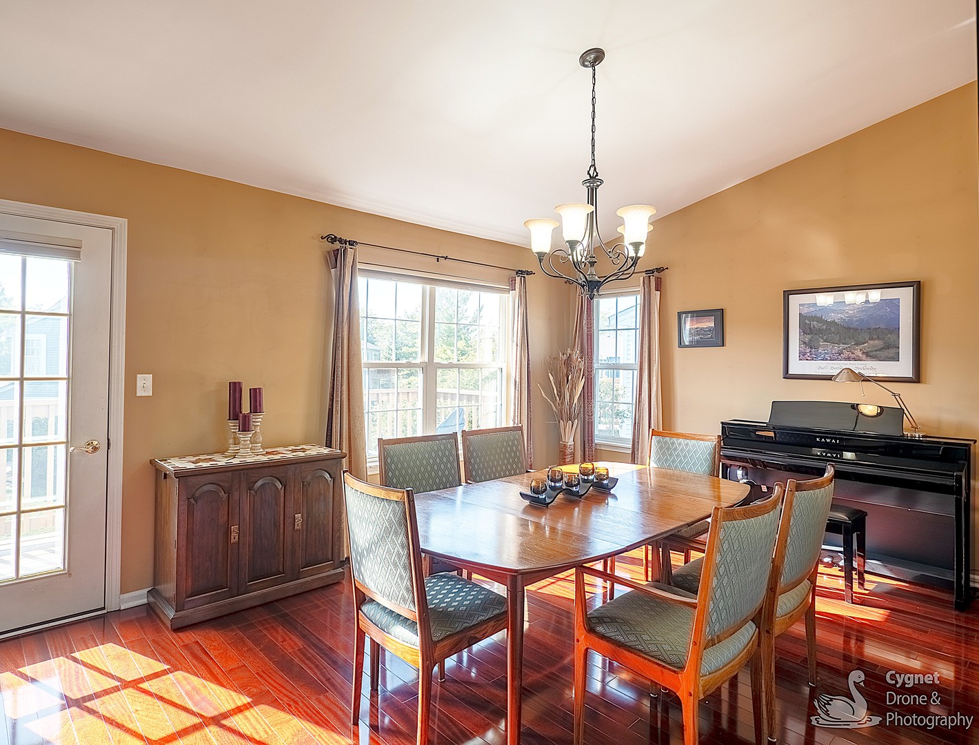 841 Genesee Drive, Naperville, IL 60563