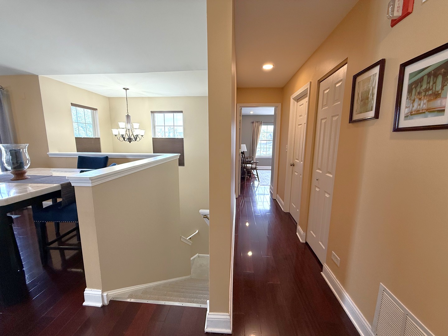 841 Genesee Drive, Naperville, IL 60563