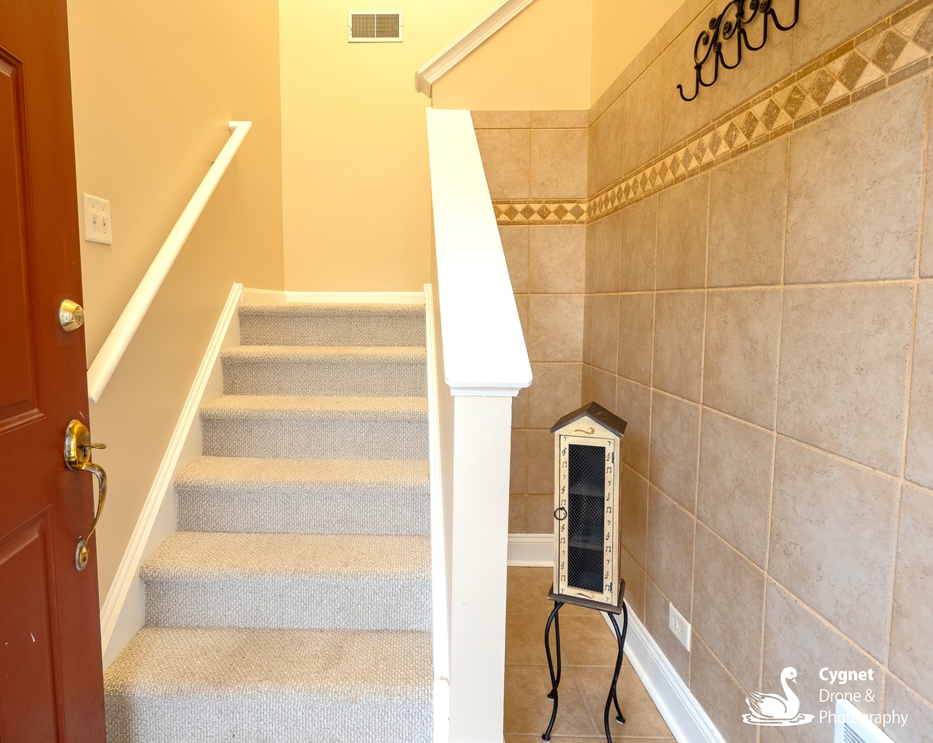 841 Genesee Drive, Naperville, IL 60563