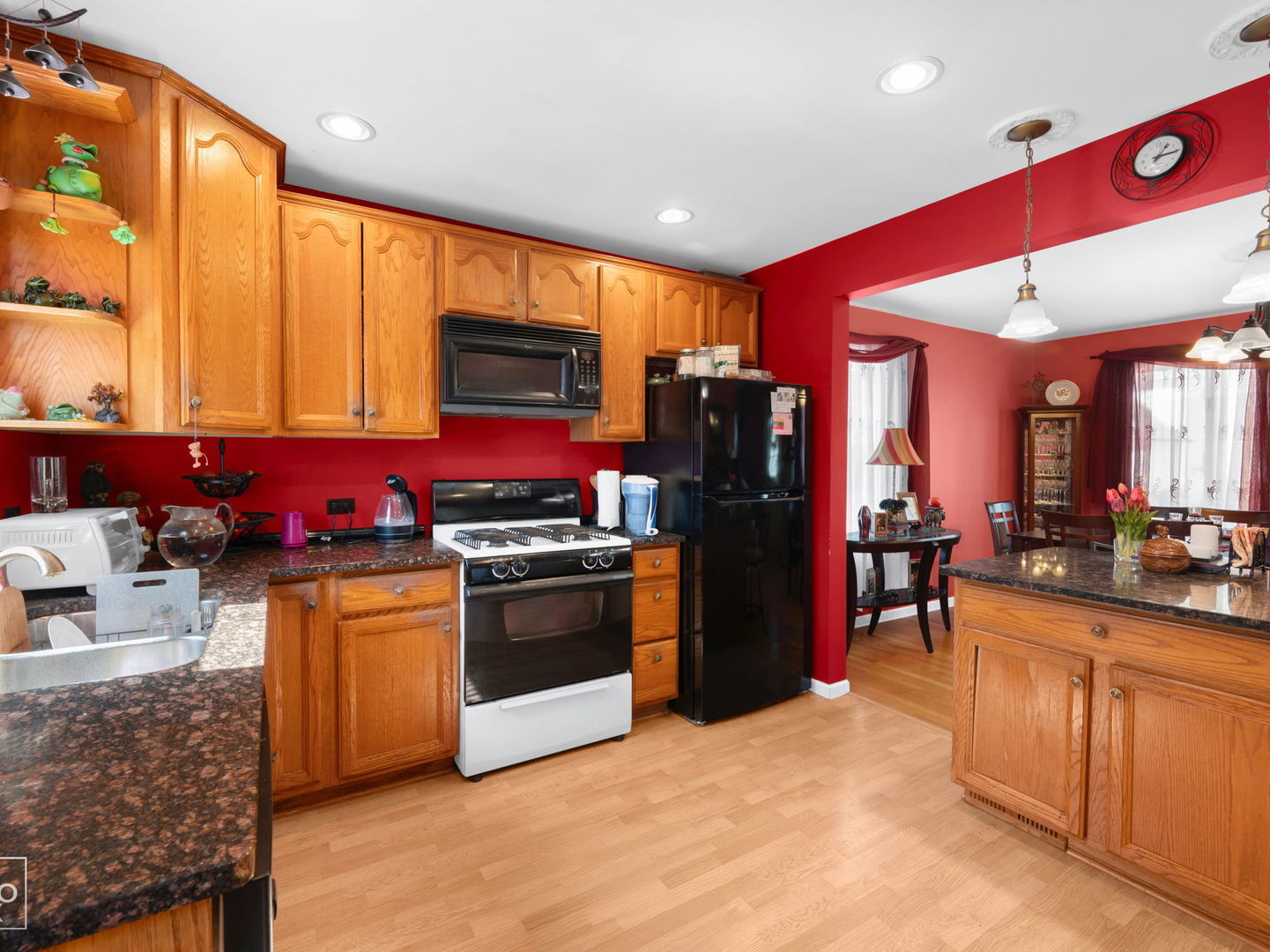 4 Ridge Road, Lemont, IL 60439