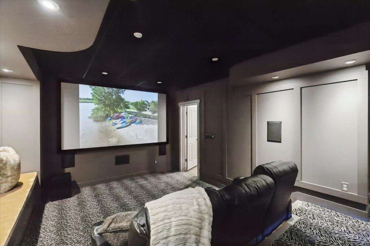 1023 Harris Road, Grayslake, IL 60030