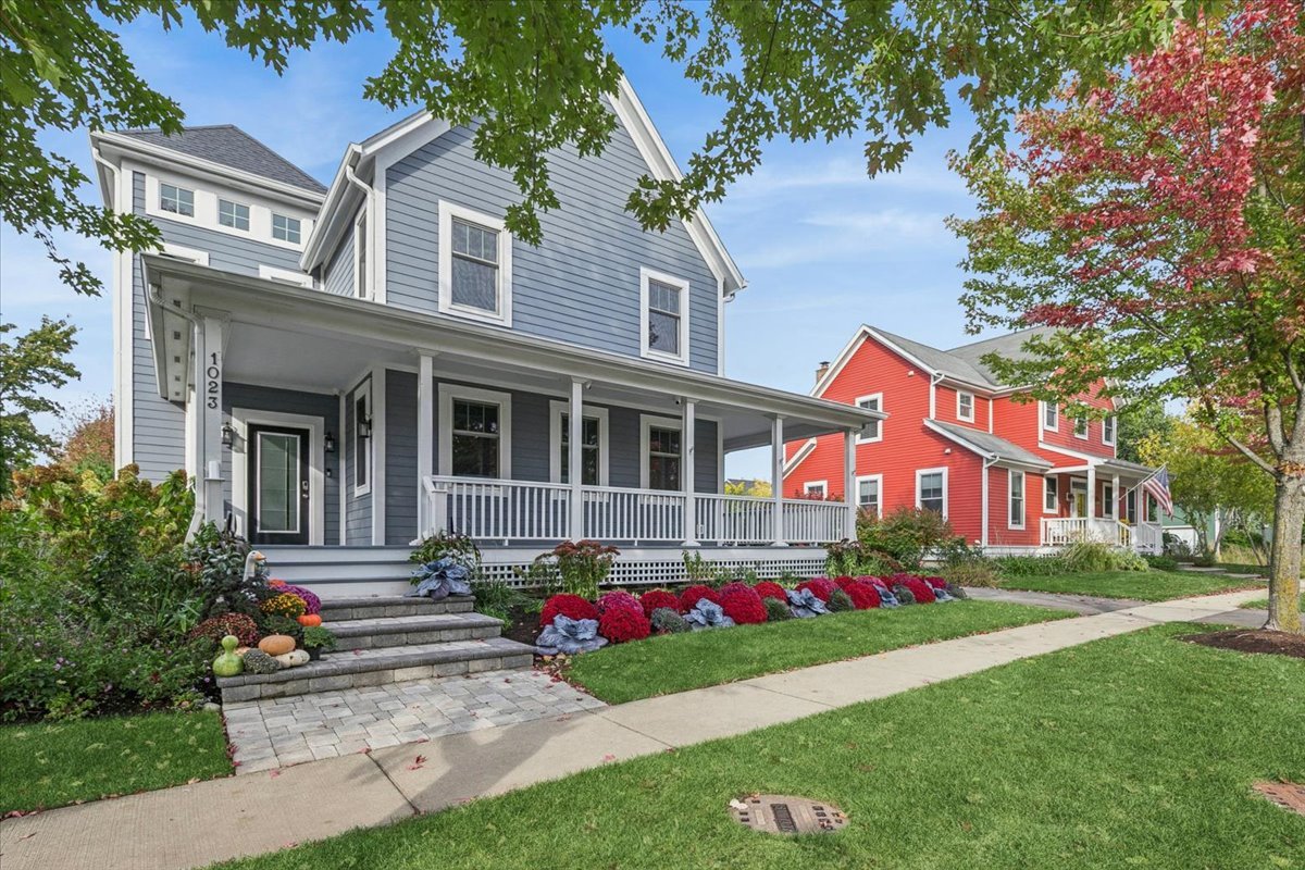 1023 Harris Road, Grayslake, IL 60030