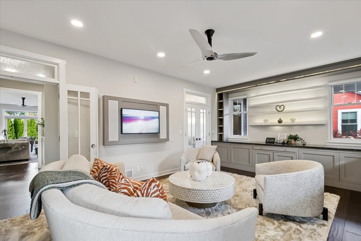 1023 Harris Road, Grayslake, IL 60030