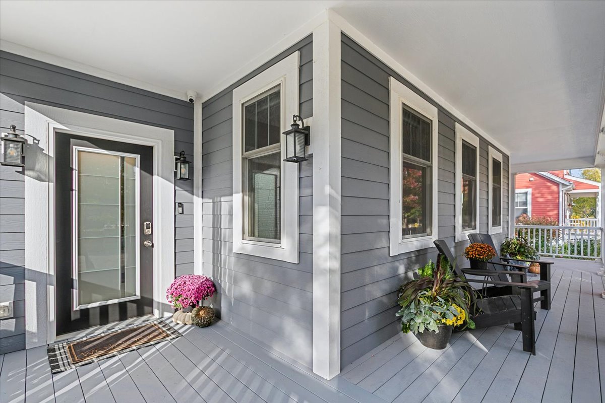 1023 Harris Road, Grayslake, IL 60030