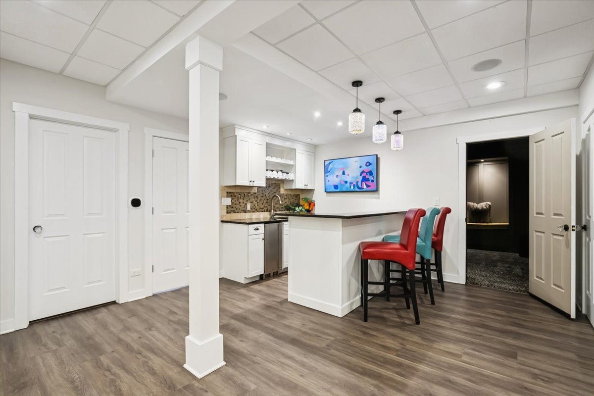 1023 Harris Road, Grayslake, IL 60030